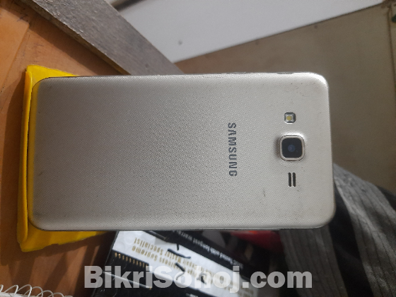Samsung Galaxy J7